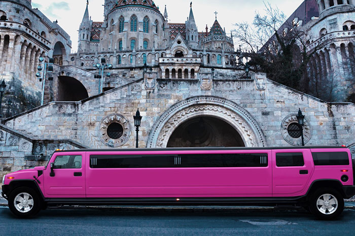 Pink party limuzin bérlés Budapest